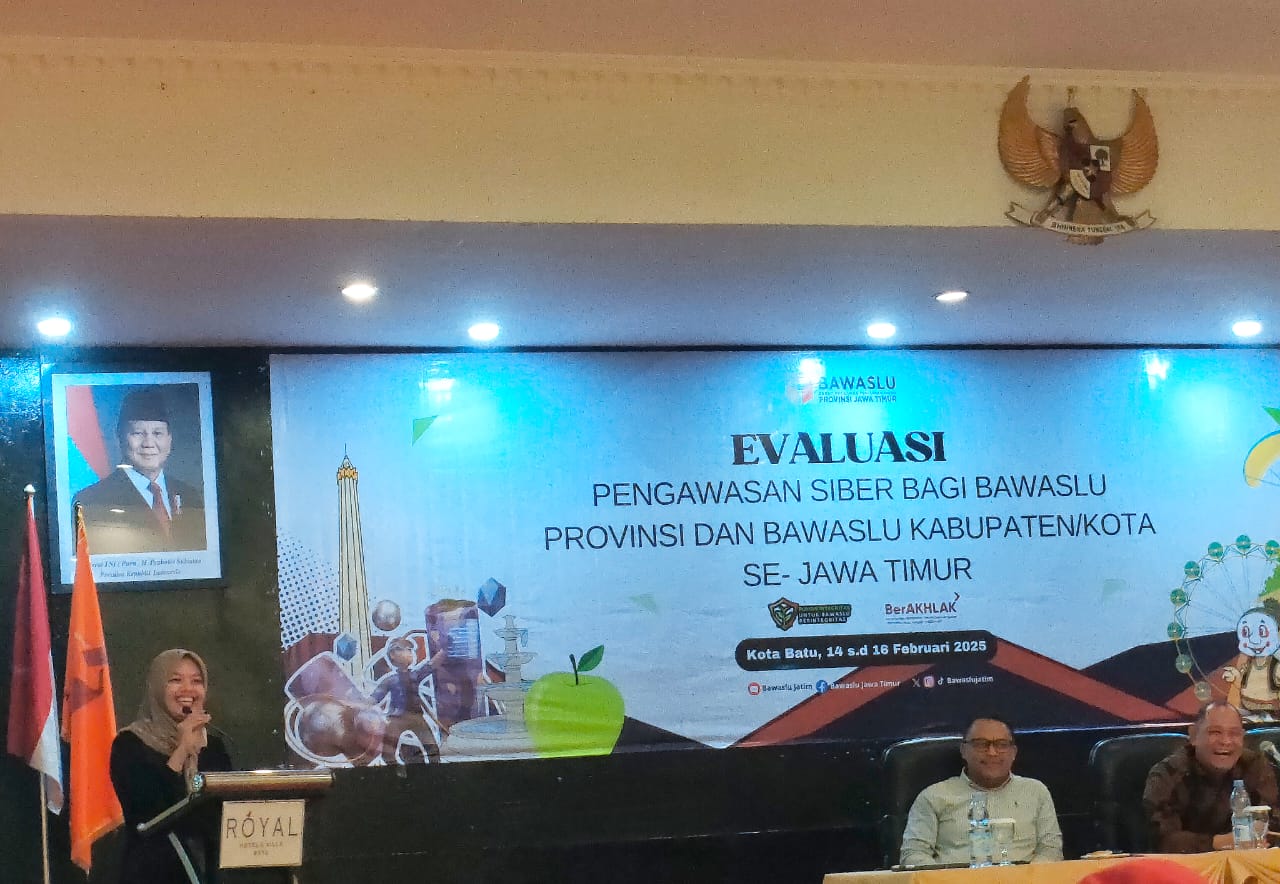 Dwi Endah Prasetyowati saat beri sambutan dalam acara Evaluasi Siber se-Jatim di Kota Batu pada 14-16 Februari 2025