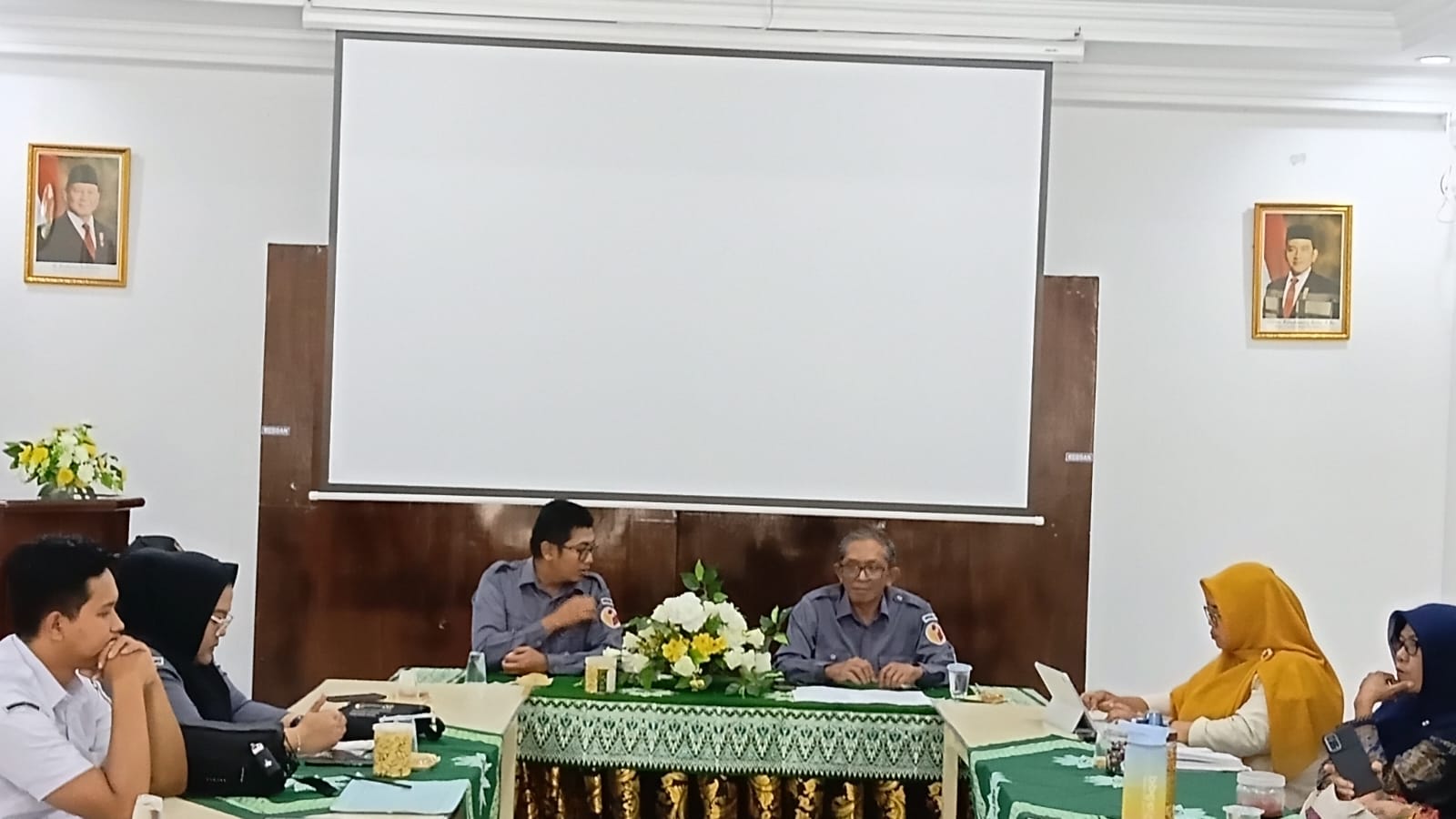Ketua beserta Anggota Bawaslu Kota Probolinggo silahturahmi dengan Pimpinan Daerah Aisyiyah  pada Senin, (2/2)