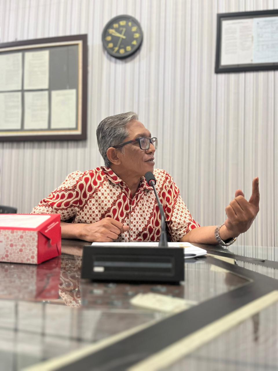 Putut Gunawarman saat siaran Radio Suara Kota bahas PDPB dan Putusan MK, Kamis (30/4/2026)