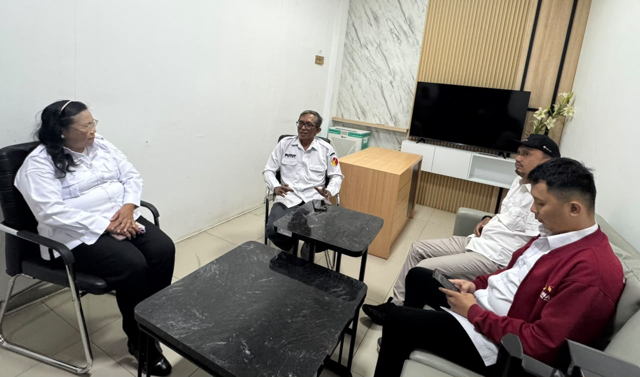 Pertemuan Bawaslu dan DPMPTSP Kota Probolinggo pada Rabu, 19/8/2026
