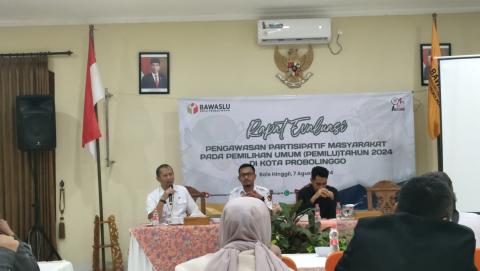 Dinas Sosial dan KPU menjadi narasumber pada evaluasi pengawasan partisipatif