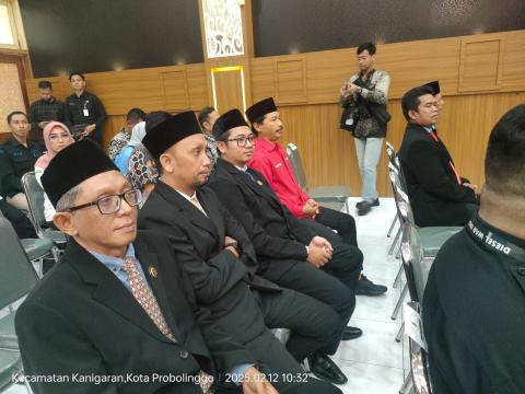Komisioner Bawaslu Kota Probolinggo hadir dalam sidang Paripurna