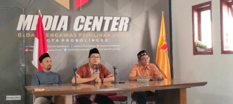 Johan Beri Arahan saat Pengajian