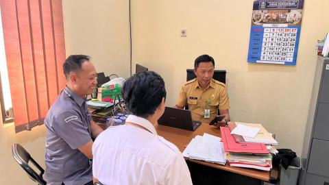Dardy dan Giga di Cabang Dinas Pendidikan