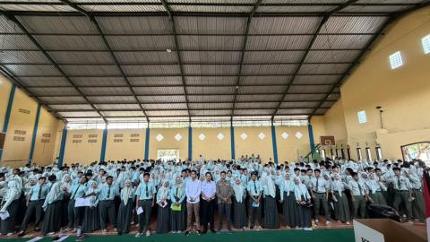 Goes to School SMAN 2 Kota Probolinggo
