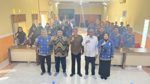 Bawaslu-KPU Rapat Koordinasi Pemutakhiran Data Pemilih Berkelanjutan (PDPB) Triwulan IV Tahun 2026 di Kantor Bakesbangpol Kota Probolinggo, Rabu (28/10/2026)