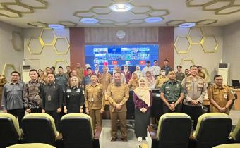 Wali Kota Probolinggo , Aminuddin beserta jajaran anggota Forkopimda hadir sebagai narasumber dalam Kader Demokrasi Seri 2, di Command Center pada 10 Juni 2026
