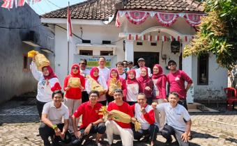 Seluruh Jajaran Pimpinan dan Sekretariat Ikuti Lomba Semarak HUT RI ke 81, Kamis (13/8/2026) di Halaman Kantor Bawaslu Kota Probolinggo